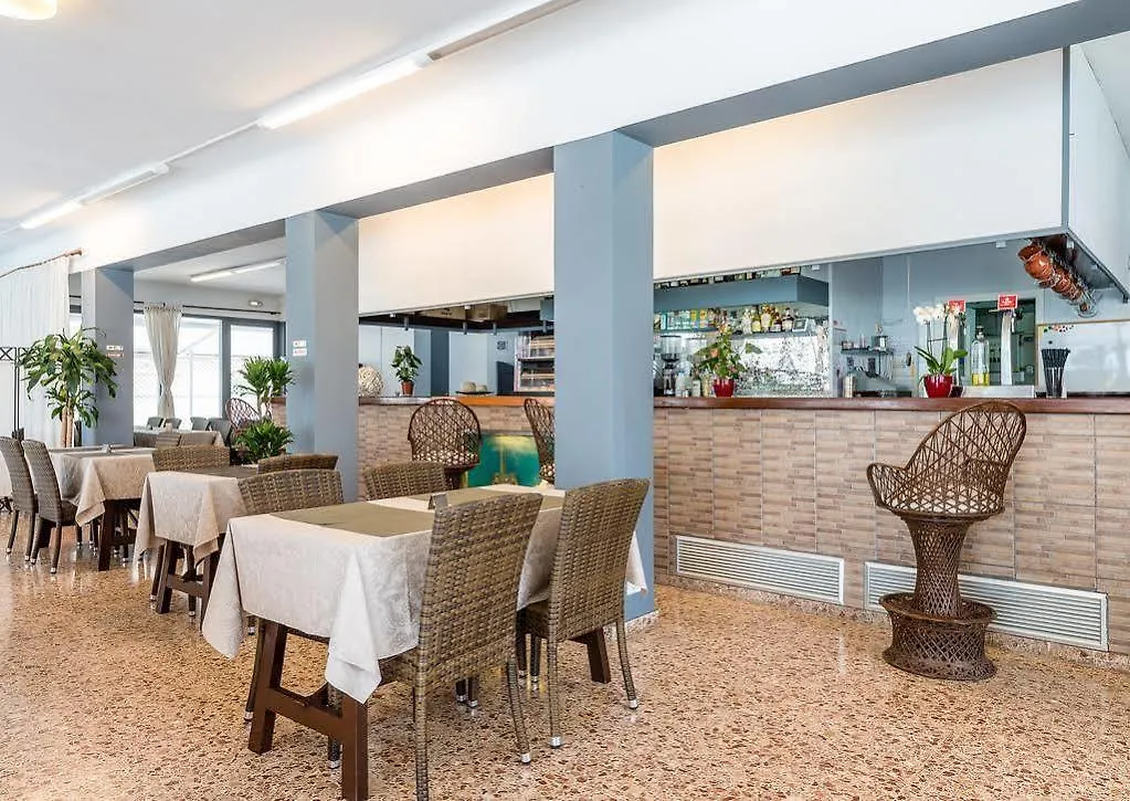 Tabbu Ibiza Apartments Platja d'en Bossa